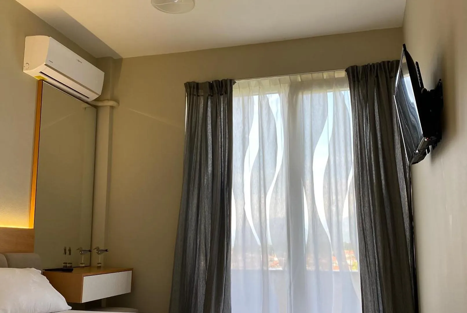 Villa 35 Tirana